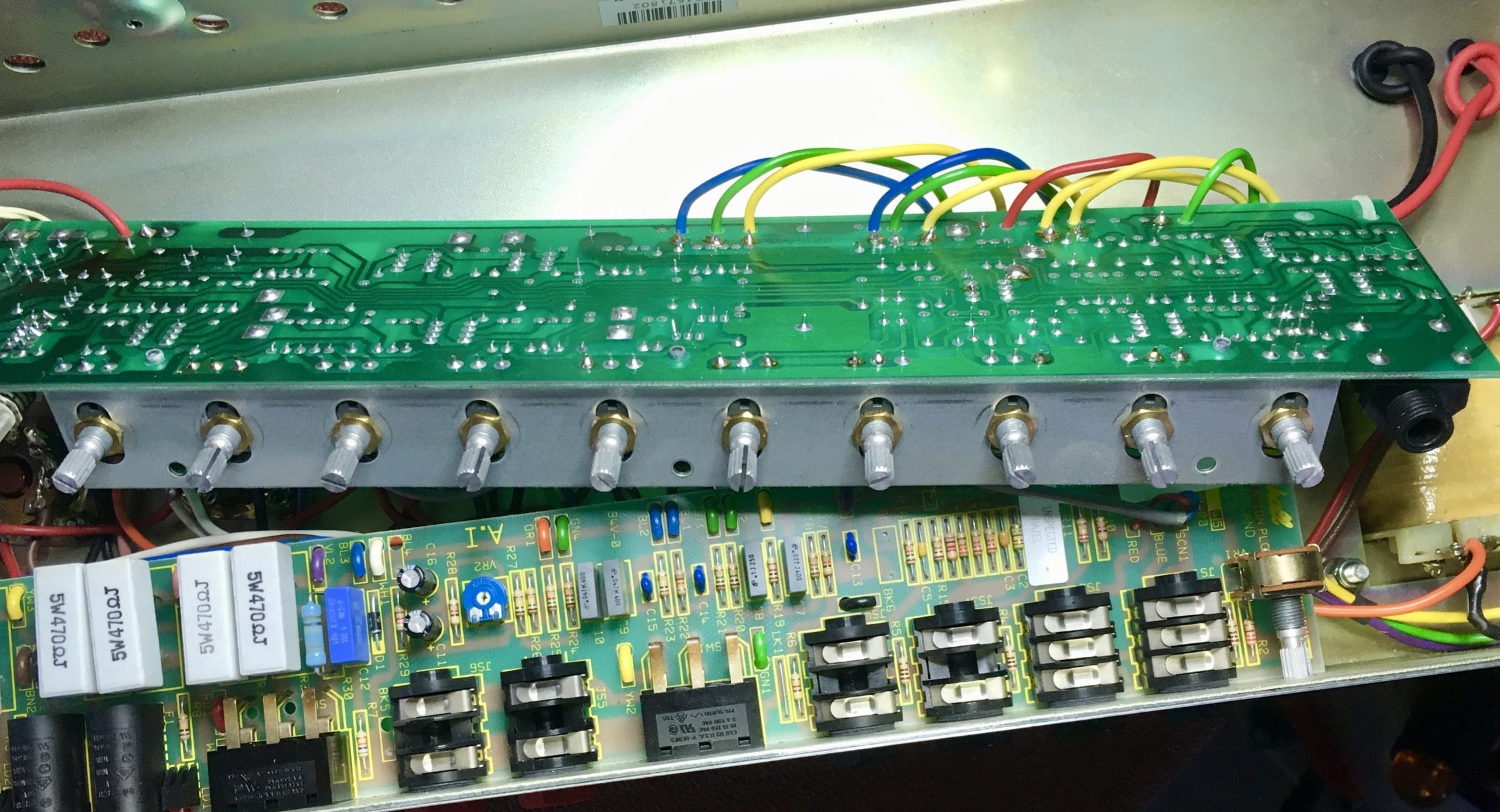 Marshall JCM900 Dis-assembled image